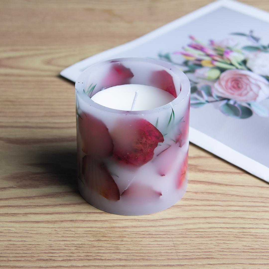 شمعة معطرة برائحة الكريستال العلاجي مع الأحجار الكريمة الطبيعية